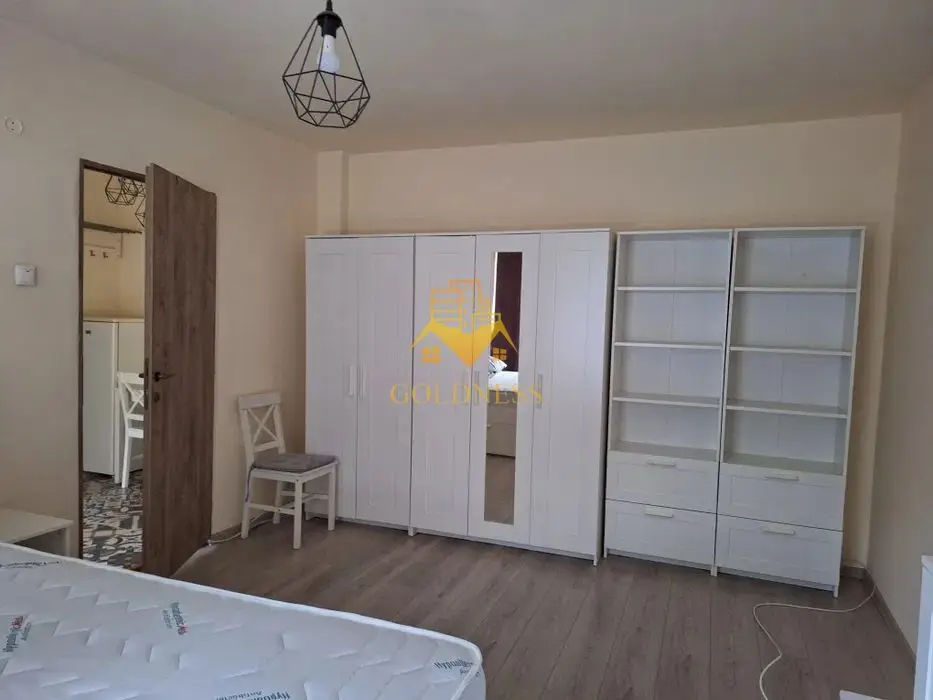 o camera decomandata, Grigoescu, Zona Donath