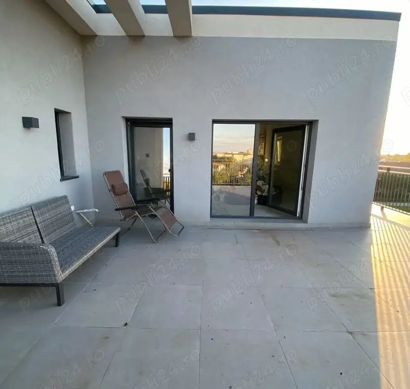BRASADAS vinde penthouse 2 cam semifinisat-Smalard City.