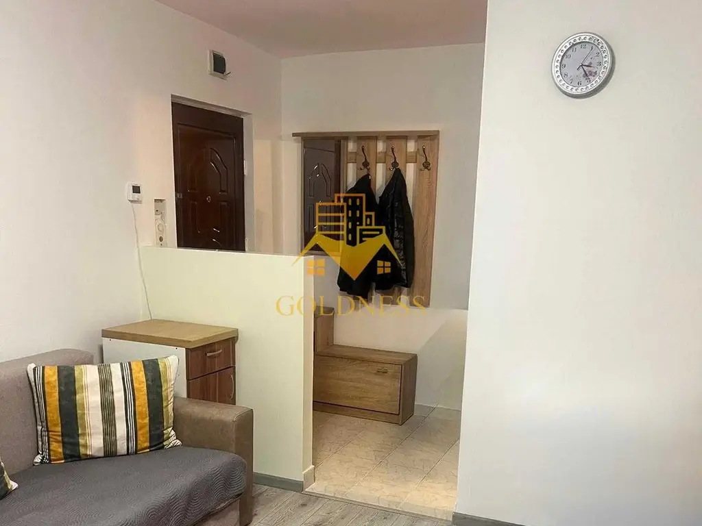 1 camera, Intre Lacuri, Iulius Mall, FSEGA, Centrala proprie