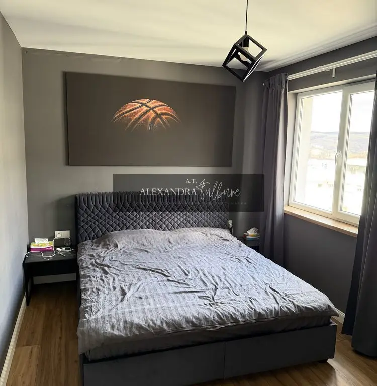 Apartament 2 camere, balcon, 2 parcari, BMW