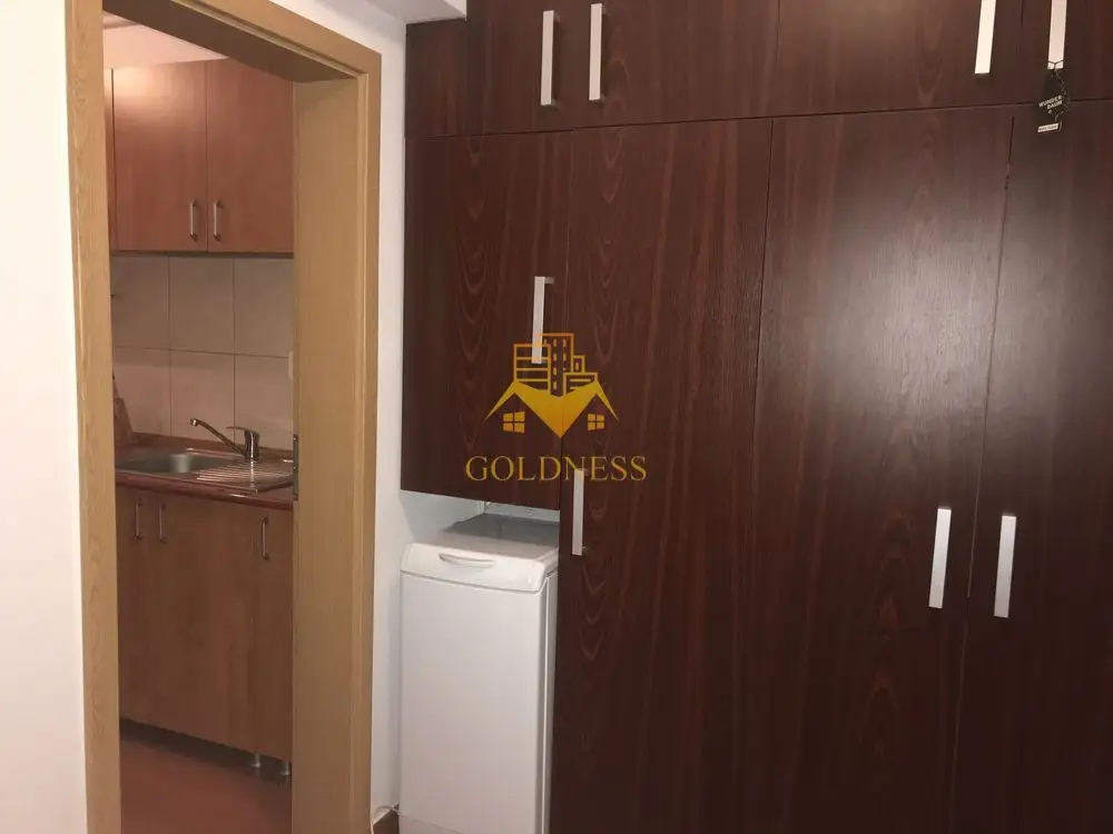 1 camera decomandată, Zorilor, Calea Turzii, Parcare, Centrala proprie