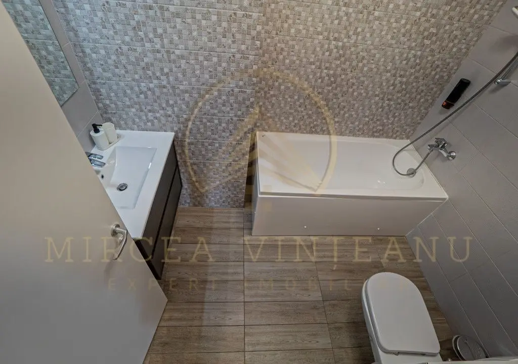 Apartament de 3 Camere și Terasă Panoramică în Complex Casa del Mar