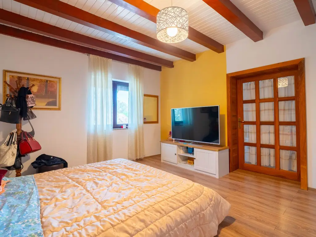 Vanzare Casa Noua Independenta Energetic în Stil Italian – Paulis