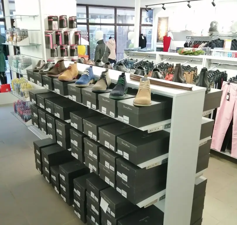 Spațiu comercial ultracentral, 200 mp singurul vad 100% pietonal Roman