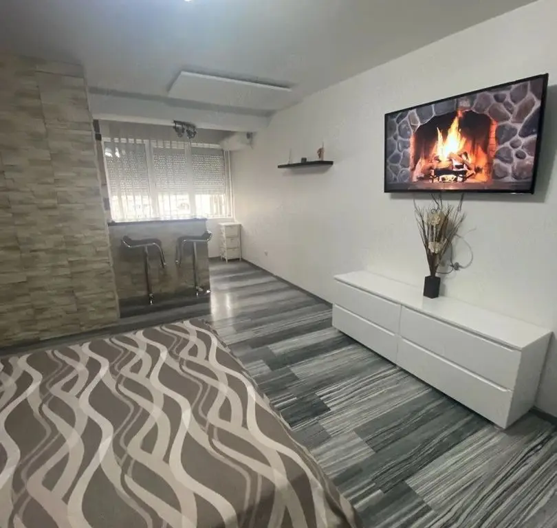De inchiriat apartament cu o cameră ultracentral Mazepa1, 350 euro