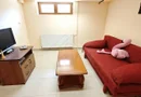 Casa mare. Posibil si clinica, camin batrani, invatamant, sediu firma.
