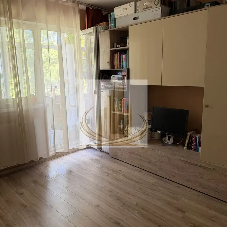 Apartament 3 camere | Zona Dacia | Etaj 2/4 | Confort & Locație Premiu