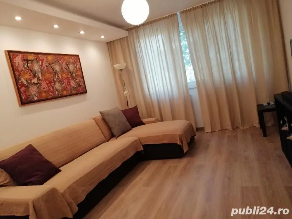 Apartament 4 camere decomandat Pacii-Gorjului-Apusului-Uverturii, COMPLEX COMERCIAL APUSULUI