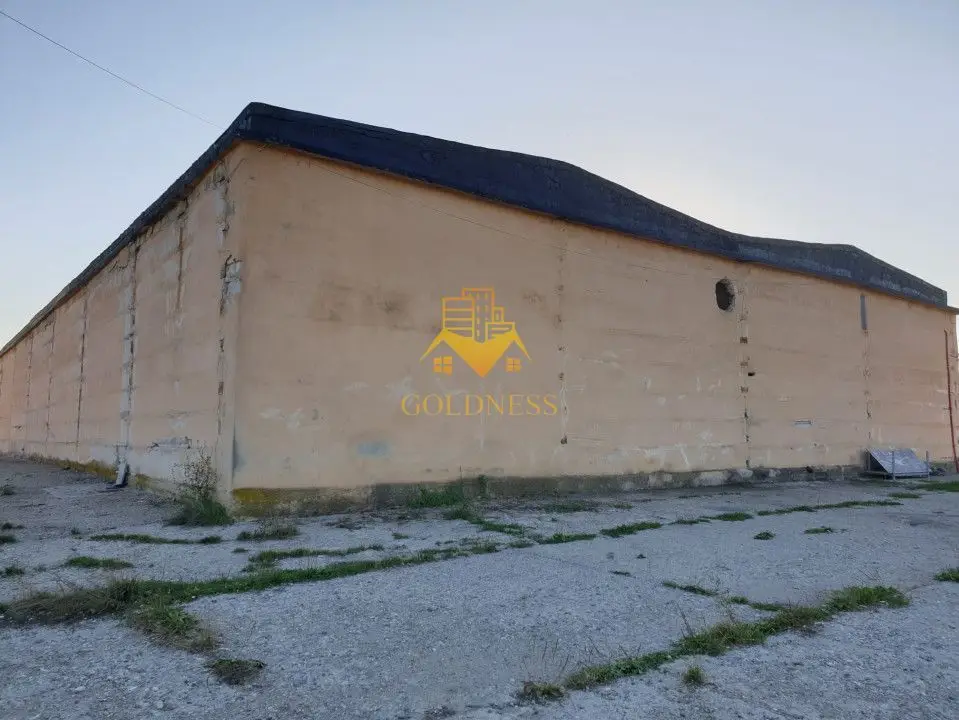 Hala industriala Dej cu platforma betonata curent trifazi