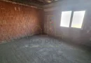 1/2 Duplex in centrul localitati Utvin.
