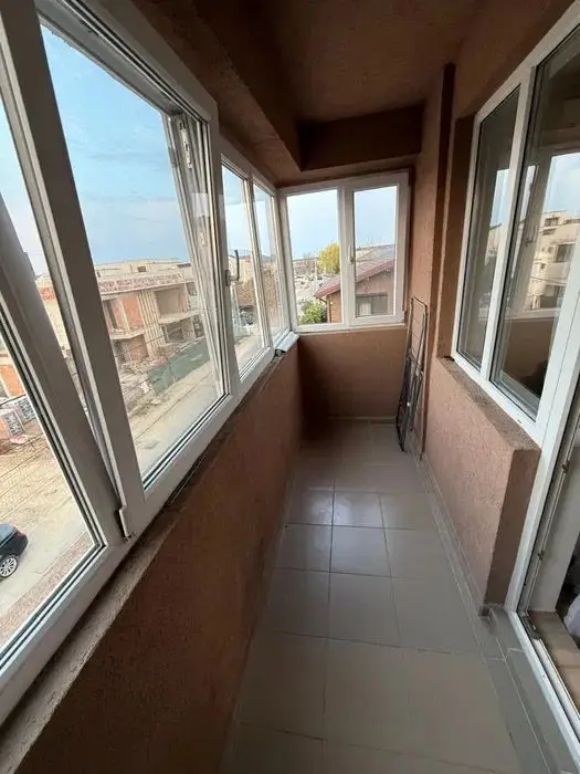 Garsoniera de Vanzare - 33 mp - Zona Drumul Fermei