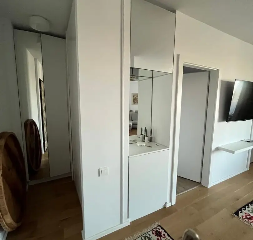 Piata Presei Libere apartament 3 camere de vanzare