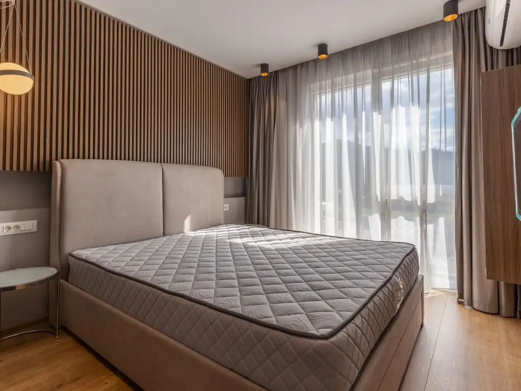 Inchiriem apartament 3 camere mobilat utilat lux cu parcare subterana