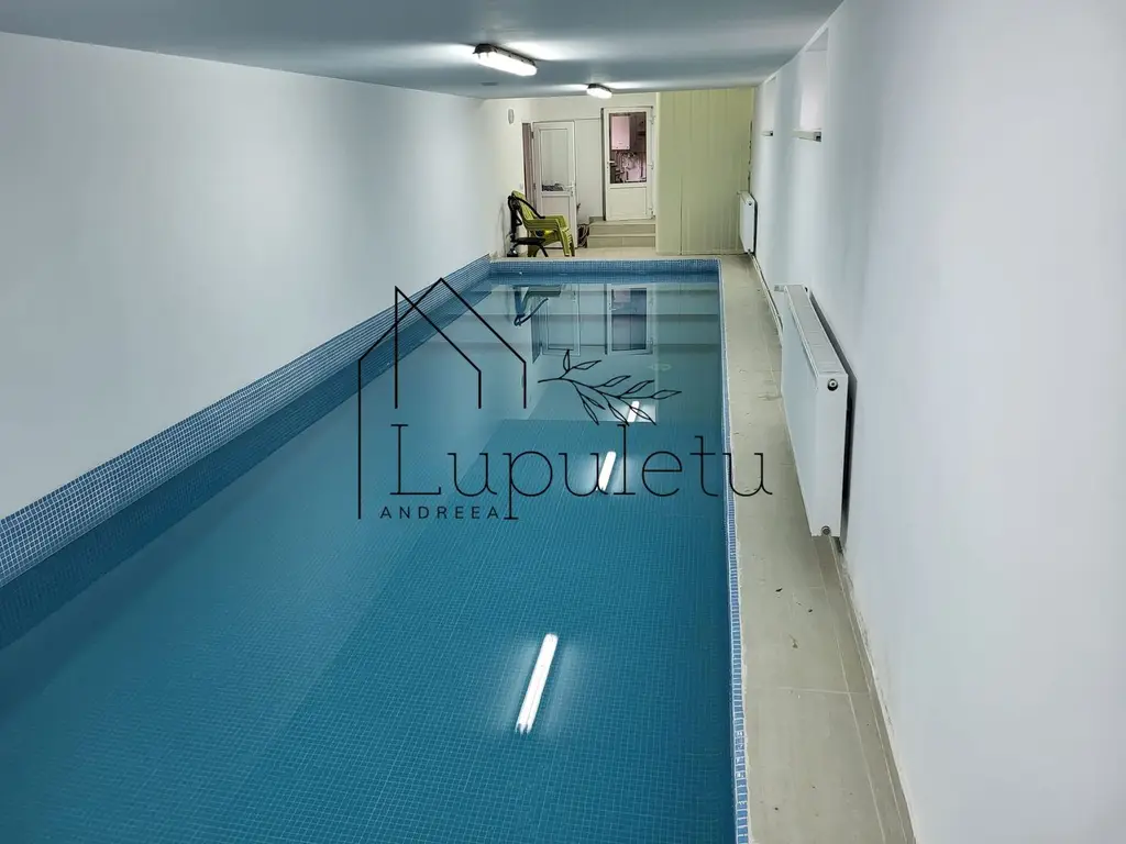 Casă de Vânzare | Piscină Interioară | Spațiu de Relaxare