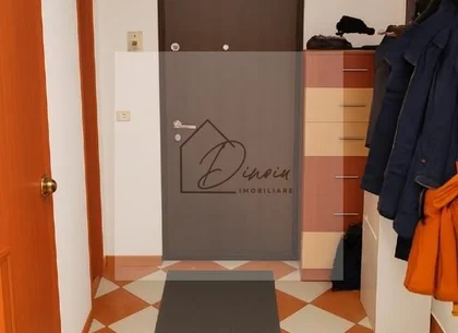 Apartament 3 camere complet mobilat + boxa + parcare Resita Crisului