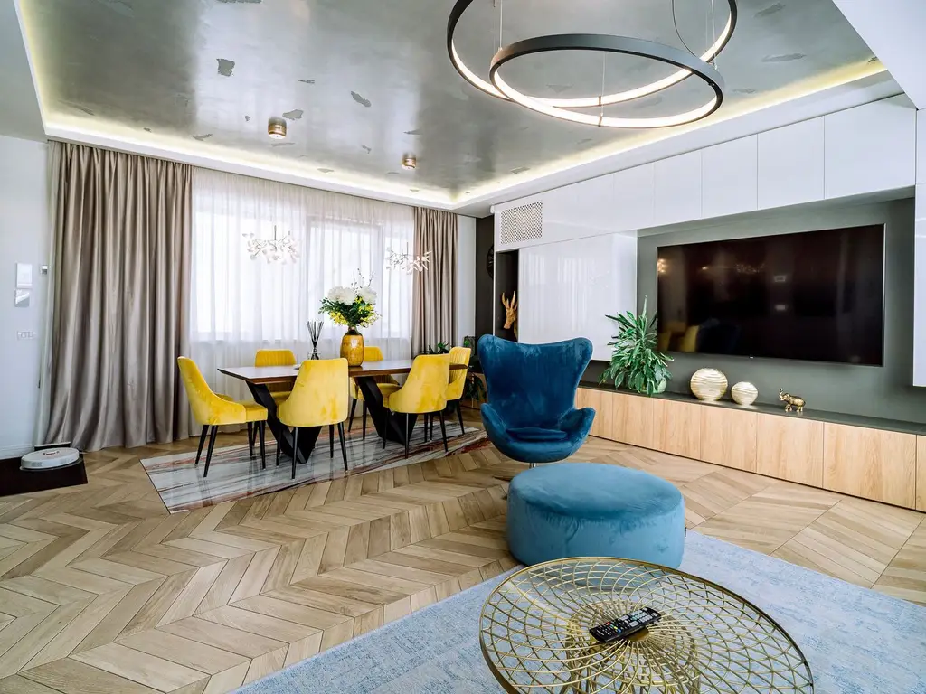 Penthouse 4 camere, ultracentral, Oradea. 800 000 E. Comision 0