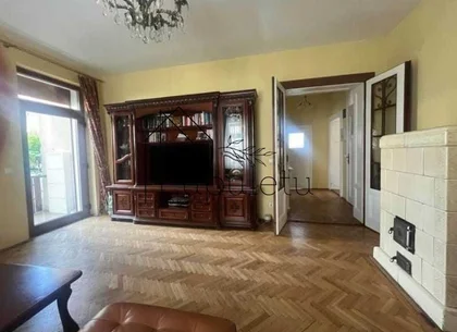 Apartament de Inchiriat | 3 camere | 90 MPU | Zonă ultracentrală