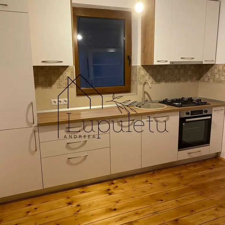 Casă Individuală | Curte proprie | Zona Centrală