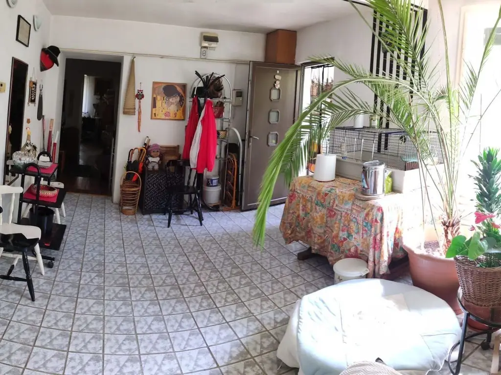 BRASADAS vinde casa individuala spatioasa in zona Burdea.