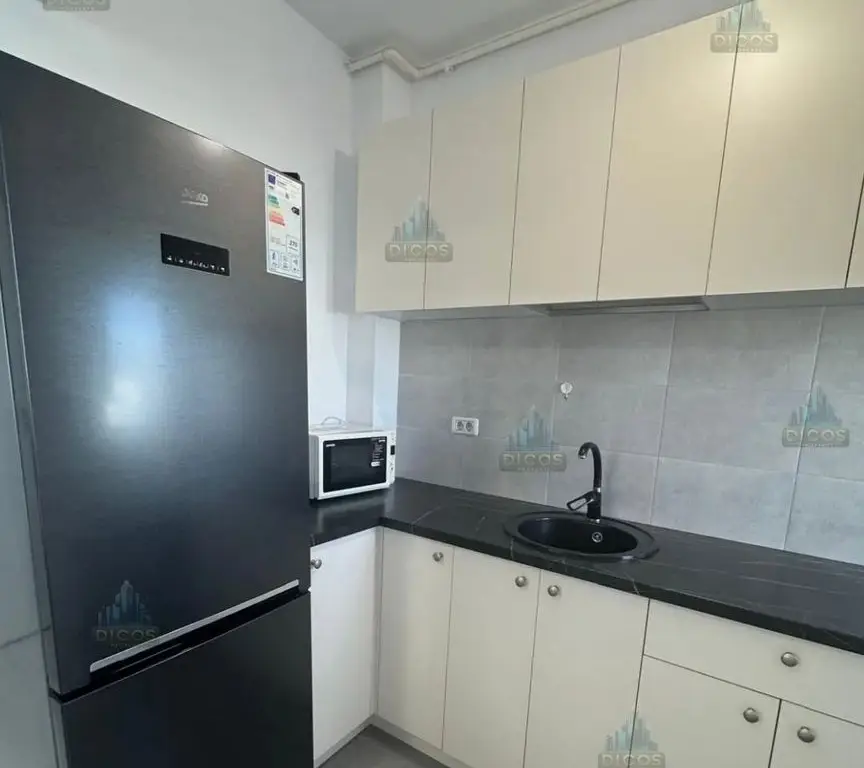 Apartament modern 2 camere cu parcare – Str. Biruinței, 550 €/lună