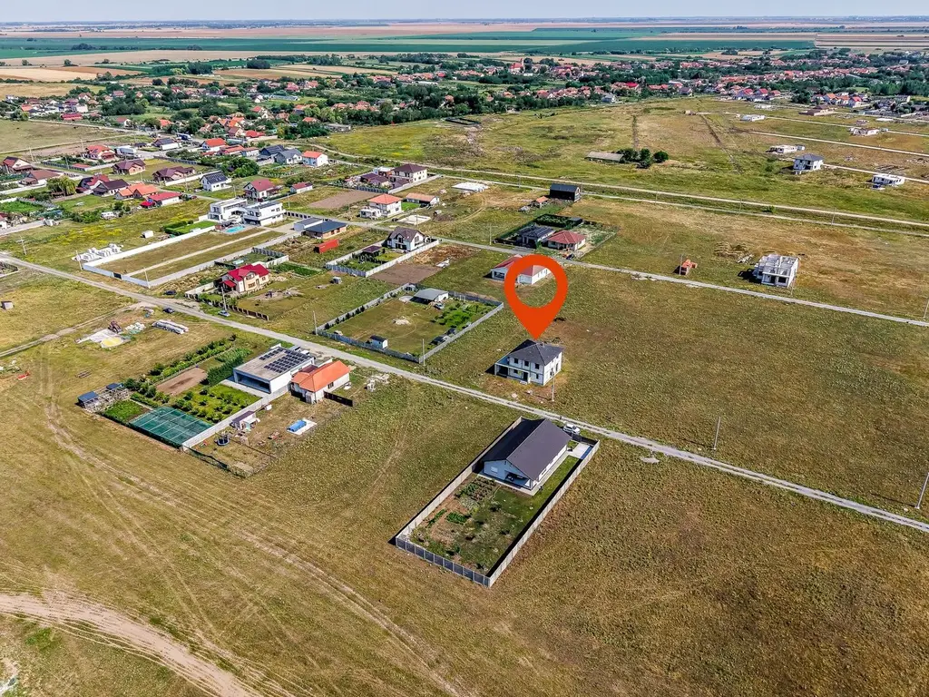 Vilă cu 5 camere | teren 1000 mp | cartier San Paolo (lângă Westfield)