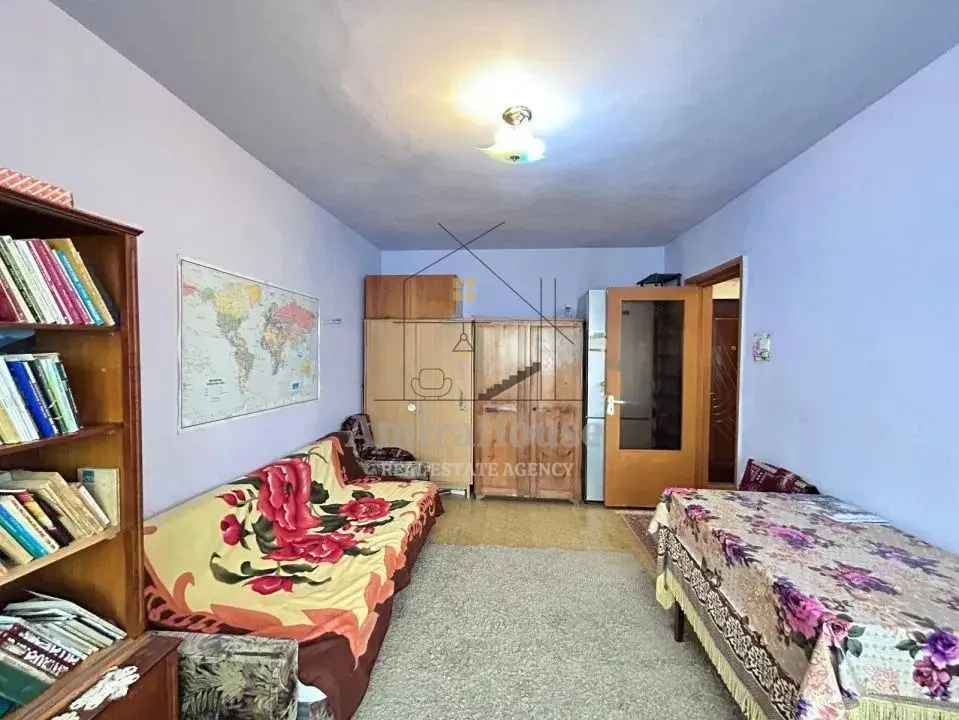 Apartament 2 camere decomandat, Manastur str Mehedinti