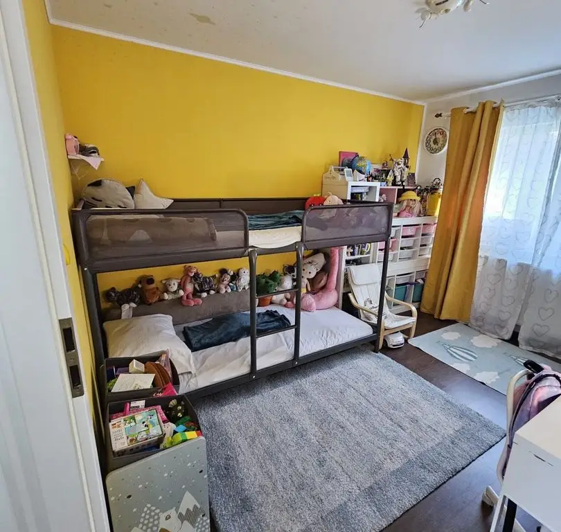APARTAMENT 3 CAMERE LIPOVEI