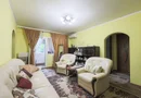 Apartament, la etajul 1, cu balcon spre zona verde, malul Muresului