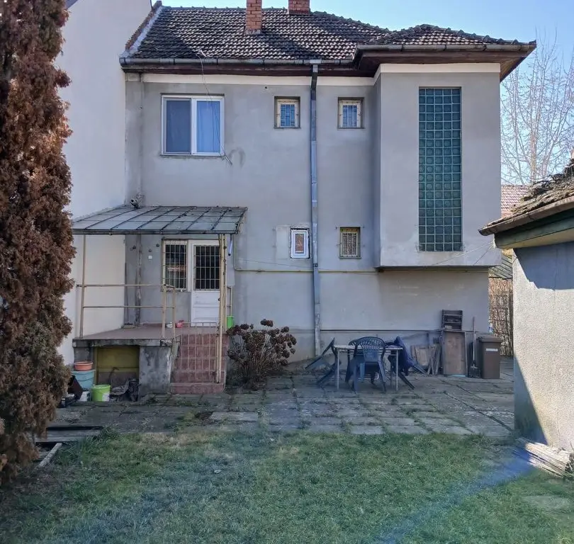 BRASADAS vinde casa cu 4 cam teren 360mp zona ULTRACENTRALĂ.