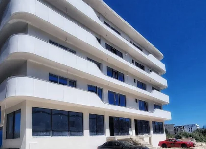 Apartamente cu vedere la mare