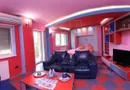 5 Camere. Etaj 1. Complex.
