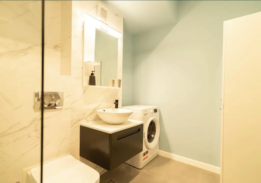 Apartament cu 2 camere de vanzare in Mamaia zona hotel iaki