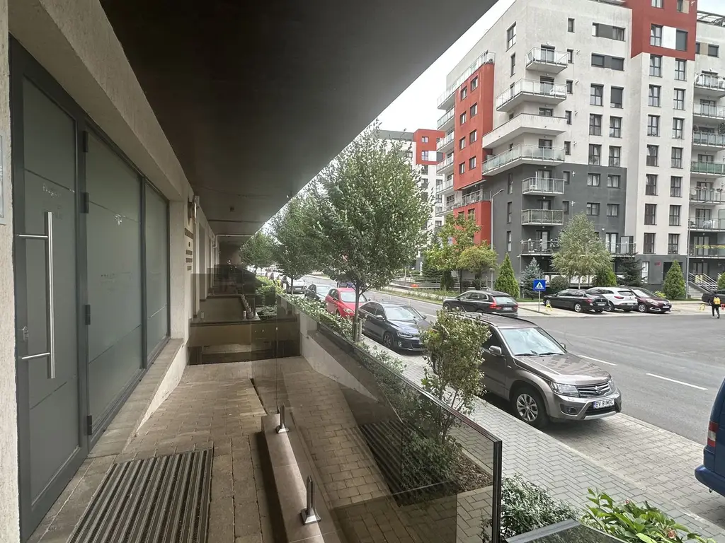 De vânzare Centru Medical Multifuncțional 196 mp zona Coresi