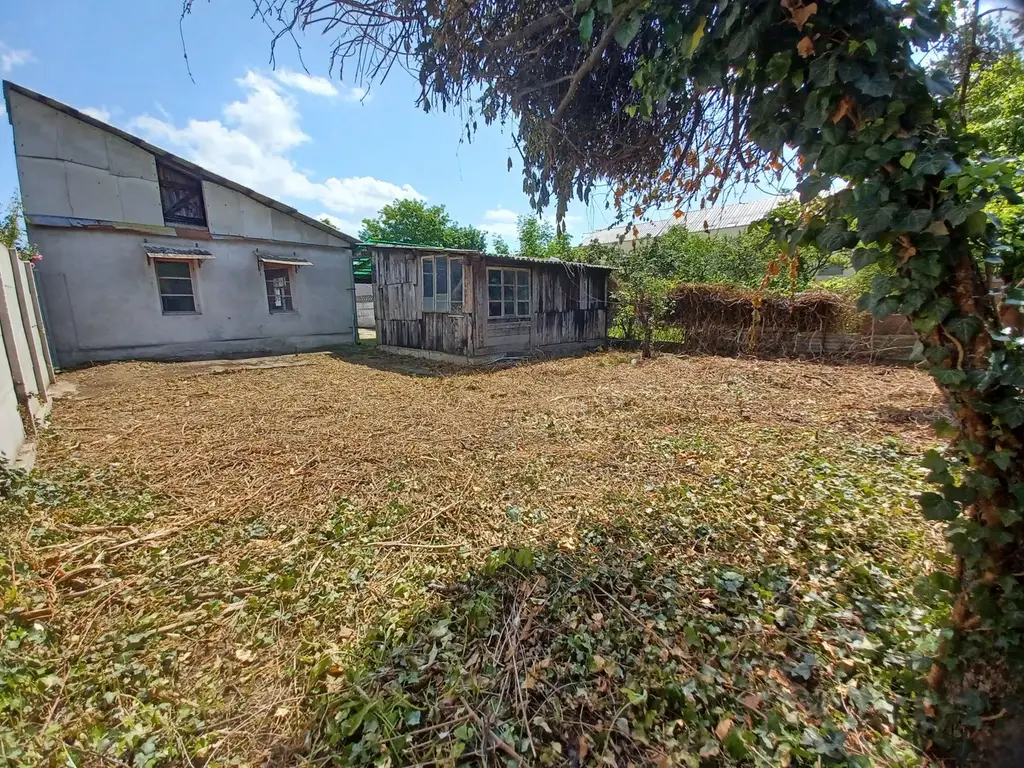 Casă, 500 mp, Muntele Găina. 600 E/lună (neg). Comision 0.