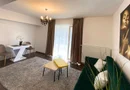 Apartament modern cu 2 camere pereți retractabili terasă parcare și boxă