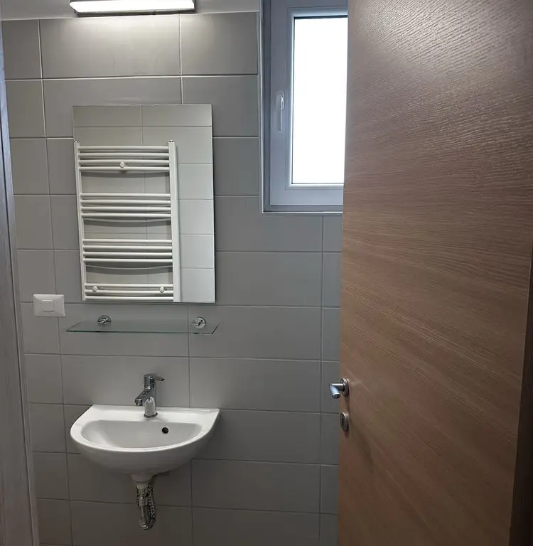 De vanzare Apartament 3 Camere Ghencea