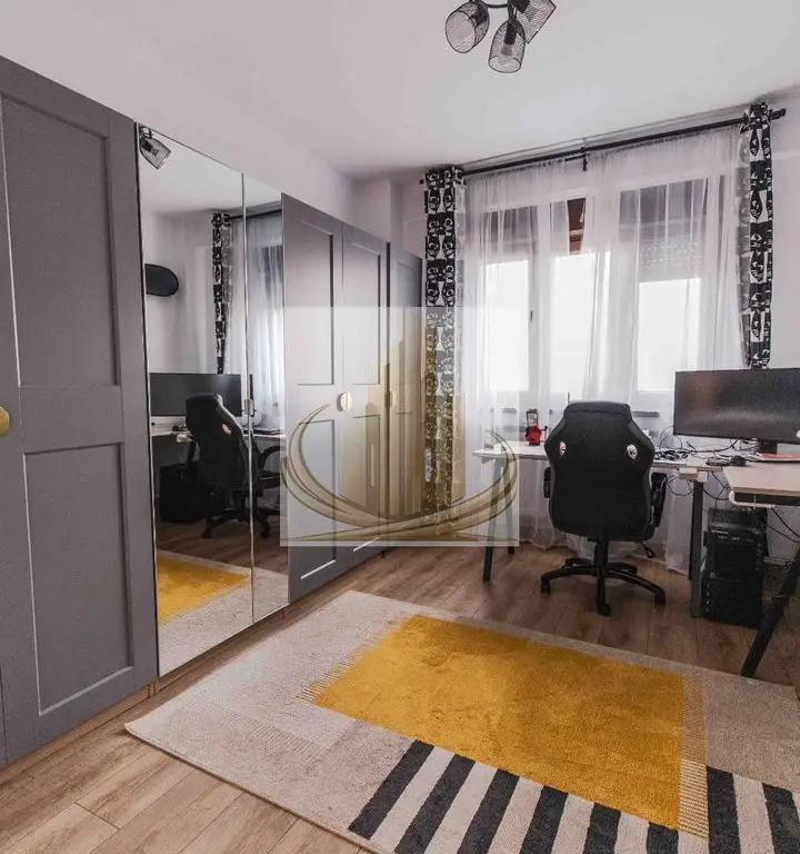 Apartament 4 camere Central 100mp 245000 euro