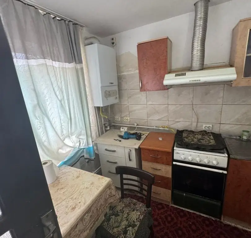 Casă cu garaj – str. Mărășești