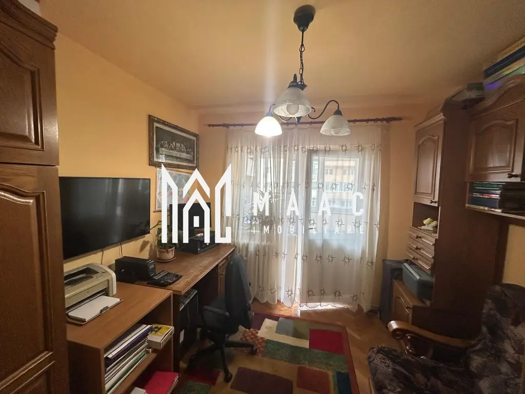 Apartament 3 camere | 2 Băi | Balcon de 5 mp | Etaj 5/10 | Vasile Aaron