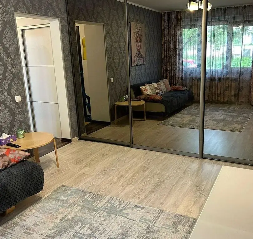 De inchiriat apartament 2 camere Mazepa 2, parter, 450 E