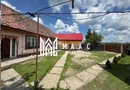 Casă de vânzare în Arpașu de Jos | 1350 mp teren | curte mare, șură și grajduri