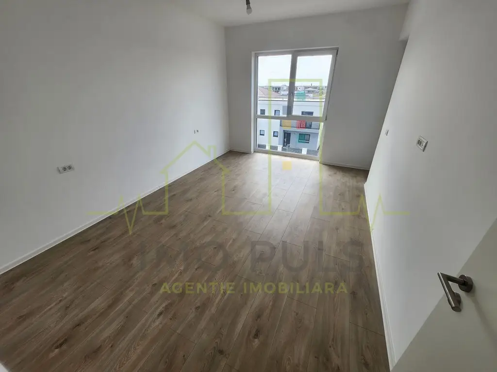 3 Camere. Bloc nou. 2 Bai. Decomandat. Etaj 2.