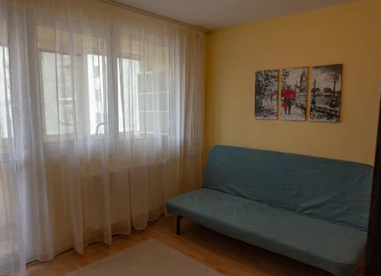 BRASADAS închiriază garsoniera et 9/9 40mp Dimtrie Cantemir.