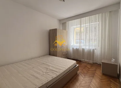 3 camere, decomandate, Piata Zorilor Zona Louis Pasteour, UMF