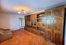 Vand apartament cu 2 camere decomandat in Calea Lipovei