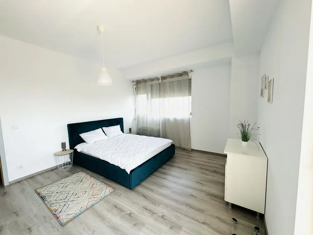 Vand apartament 2 camere 77mp calea Torontalului