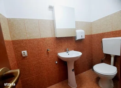 Duplex P+1 in bloc 2013 in Precupetii Vechi nr 65, 4 camere, curte