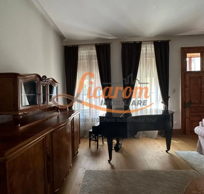 Casa saseasca CRISTIAN,amenajata LUX,pt turism,piscina,curte