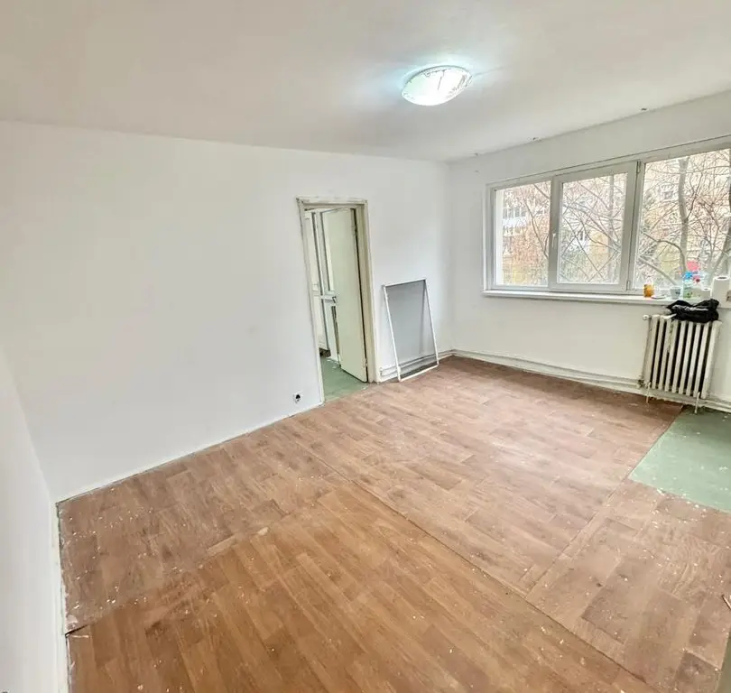 Apartament 2 camere de vânzare, Strada Tineretului, etaj 2