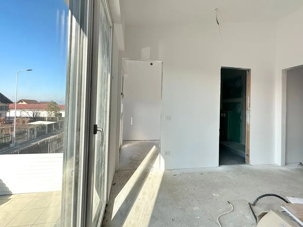 Casă smart de vânzare 4 camere Tehnologie premium Eficiență energetică ridicată